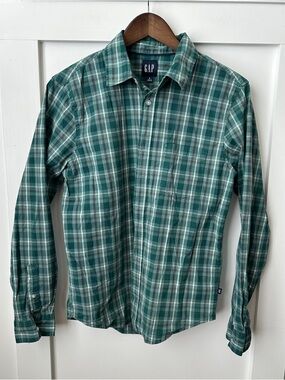 GAP Men's Green and White Plaid Button-Down Shirt